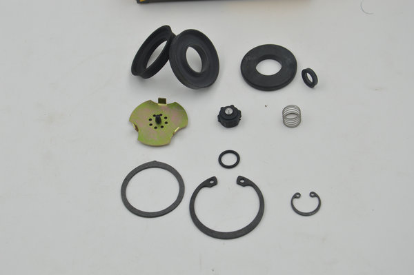 Excavator repair kit (4)